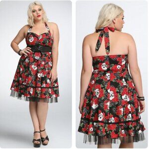 Torrid Skull & Rose Halter Dress Gothic Rockabilly Pinup Plus Size 28 Rose Skull